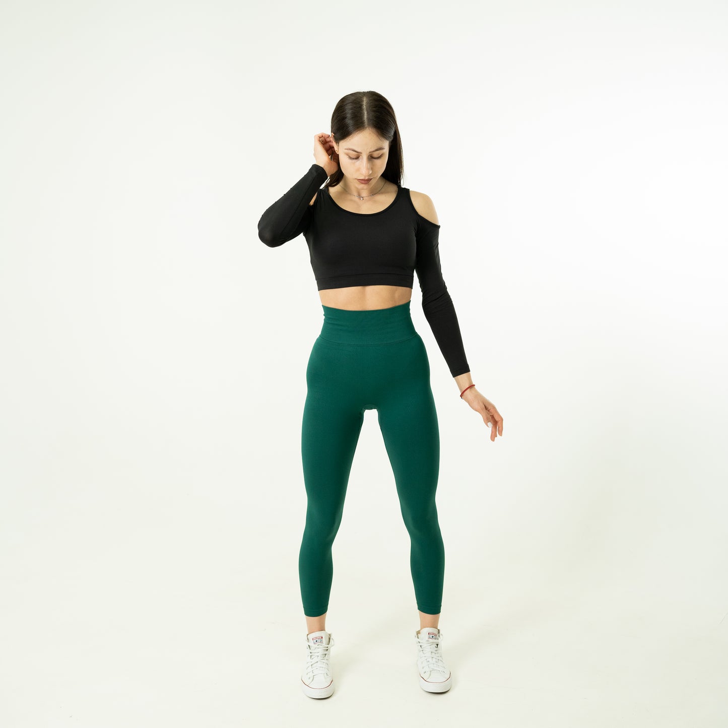 Lavi Harmony Collection - Green Smooth Leggings with High and V-Shaped Waistband Above the Glutes