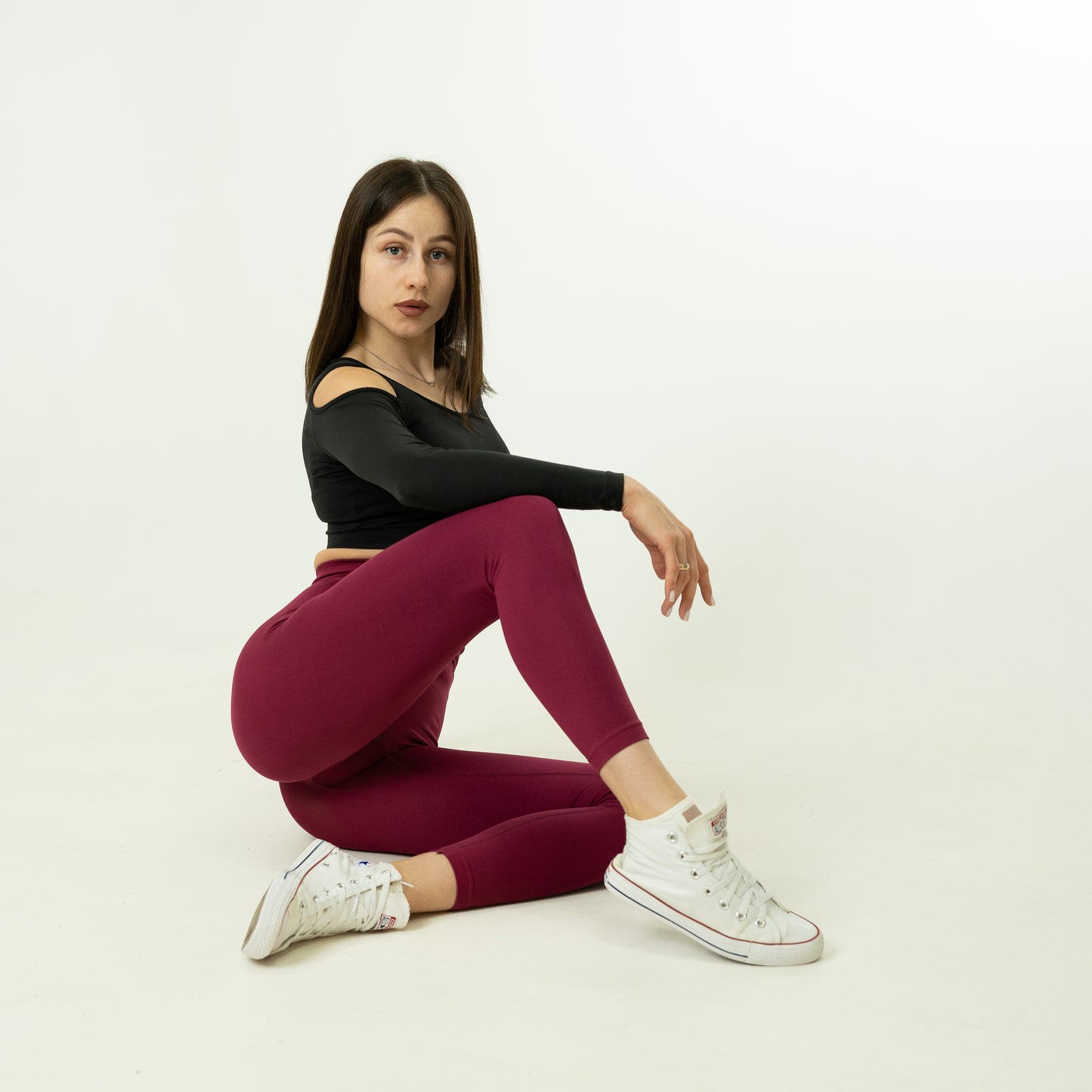 Lavi Harmony Collection - Red Wine Smooth Leggings with High and V-Shaped Waistband Above the Glutes