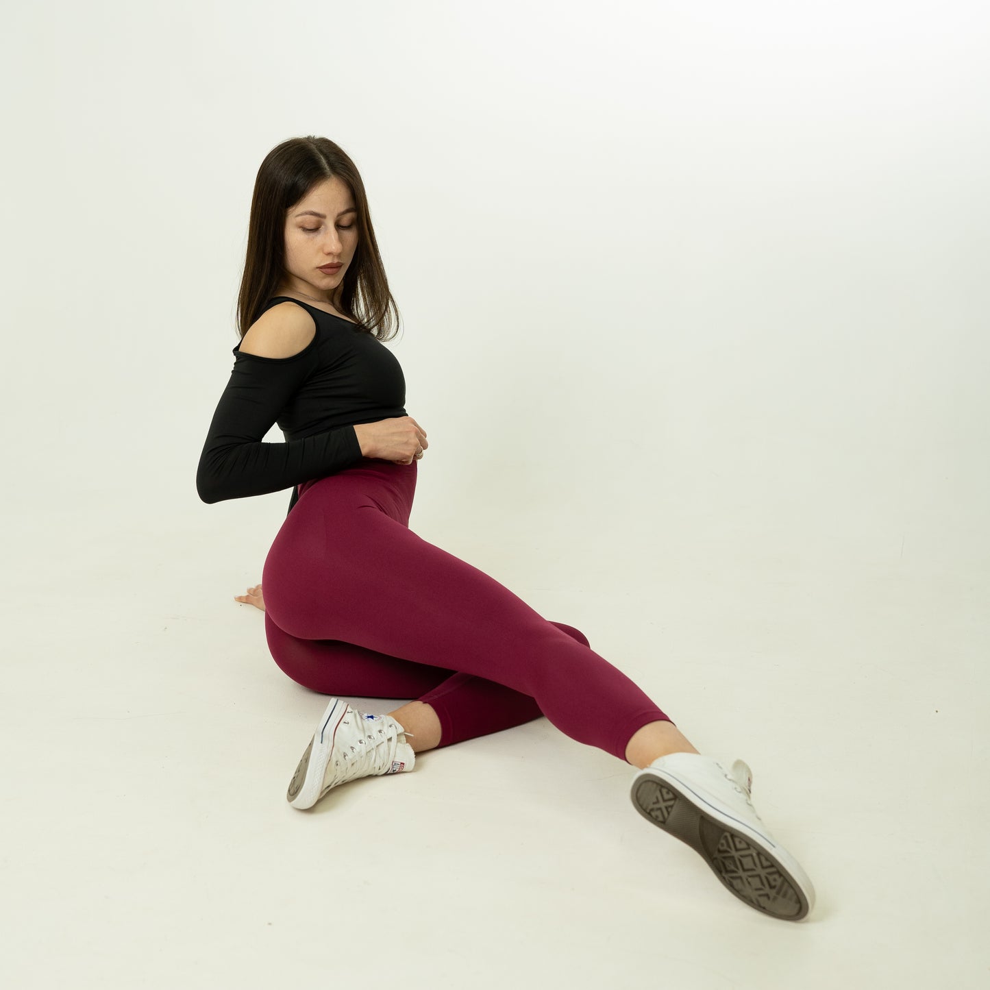 Lavi Harmony Collection - Red Wine Smooth Leggings with High and V-Shaped Waistband Above the Glutes