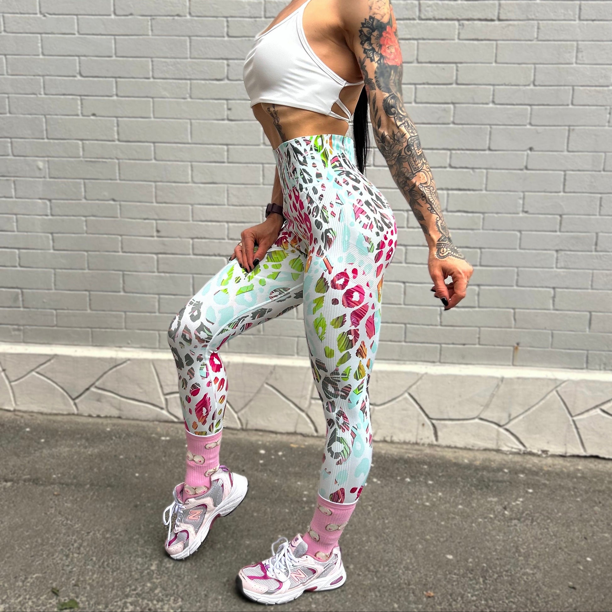 Lavi Gym Leo Collection - Leggings with High Waistband White Leopard