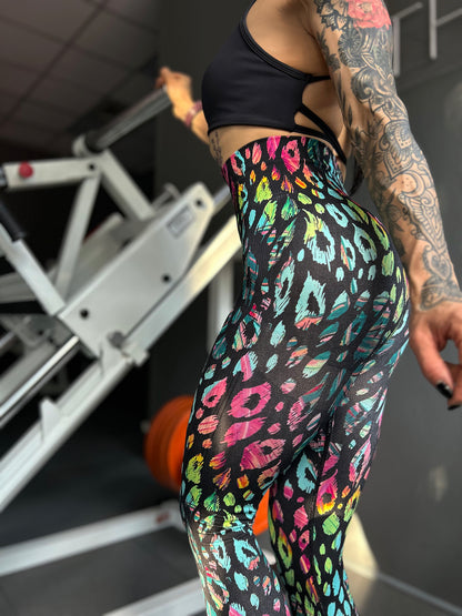 Lavi Gym Leo Kollektion – Schwarze Leggings mit hohem Bund