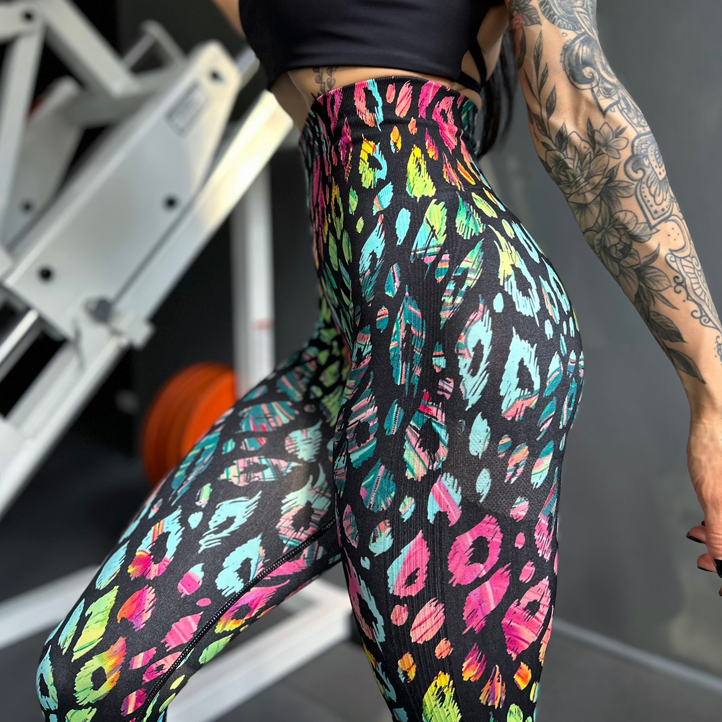 Lavi Gym Leo Kollektion – Schwarze Leggings mit hohem Bund