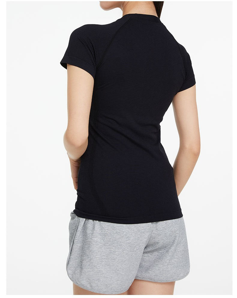 Lavi Basic Performance T-Shirt – Komfort trifft Einfachheit