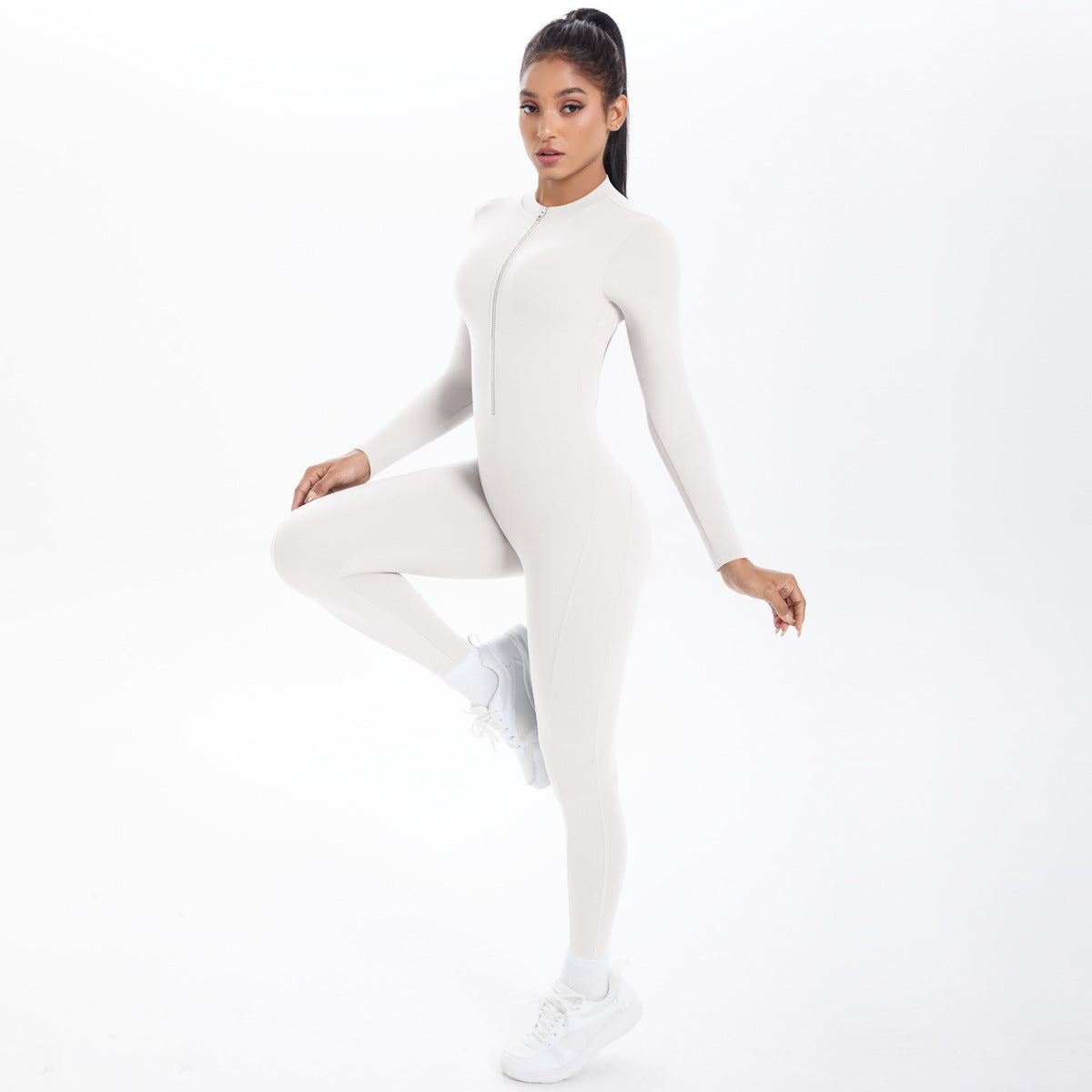 Jumpsuit mit offenem Rücken und Push-Up-Effekt aus der Lavi Passion Kollektion