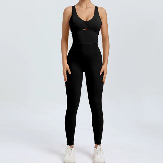 Jumpsuit with an open back with a push-up effect from the Lavi Gym LILY collection.