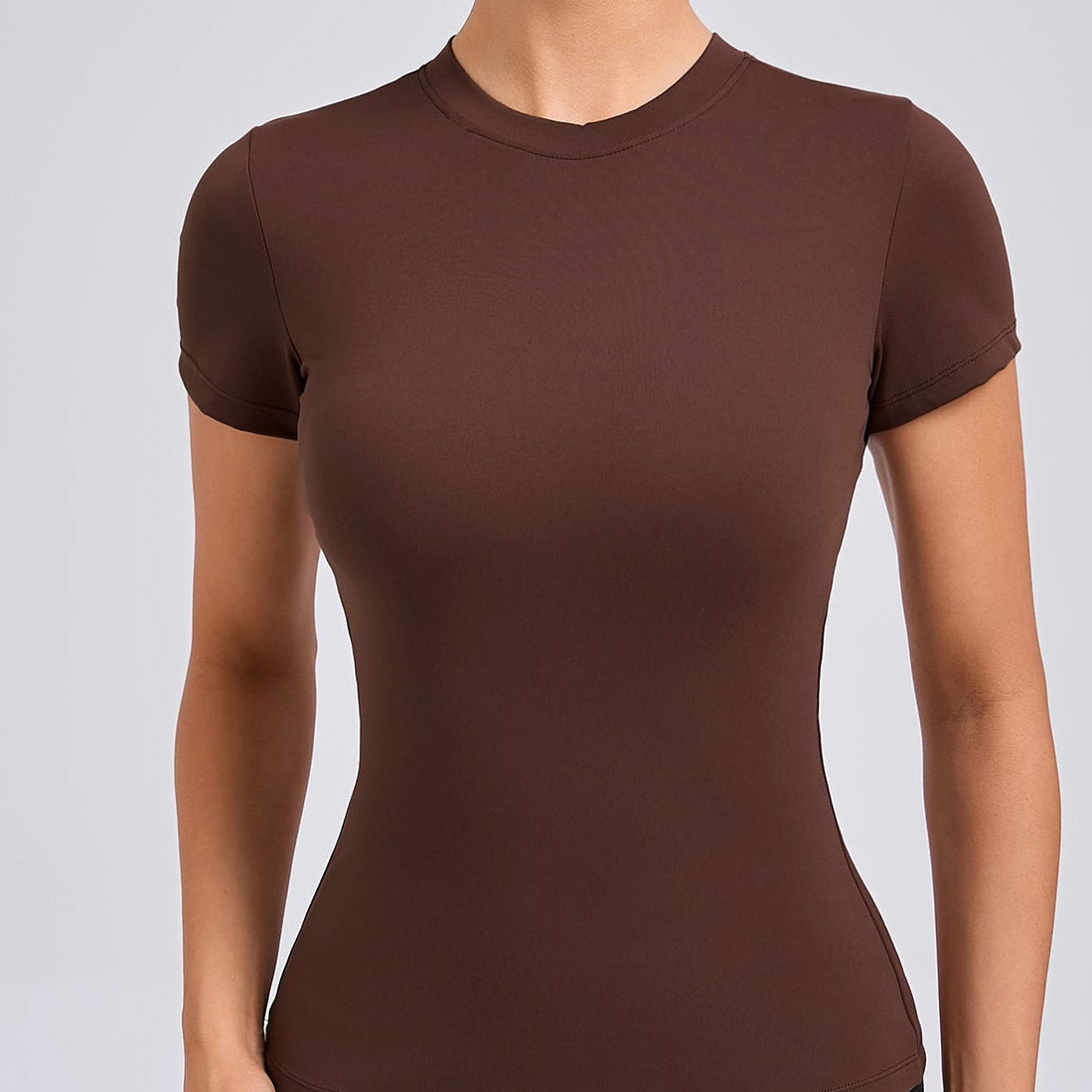 Lavi Basic Performance T-Shirt – Komfort trifft Einfachheit