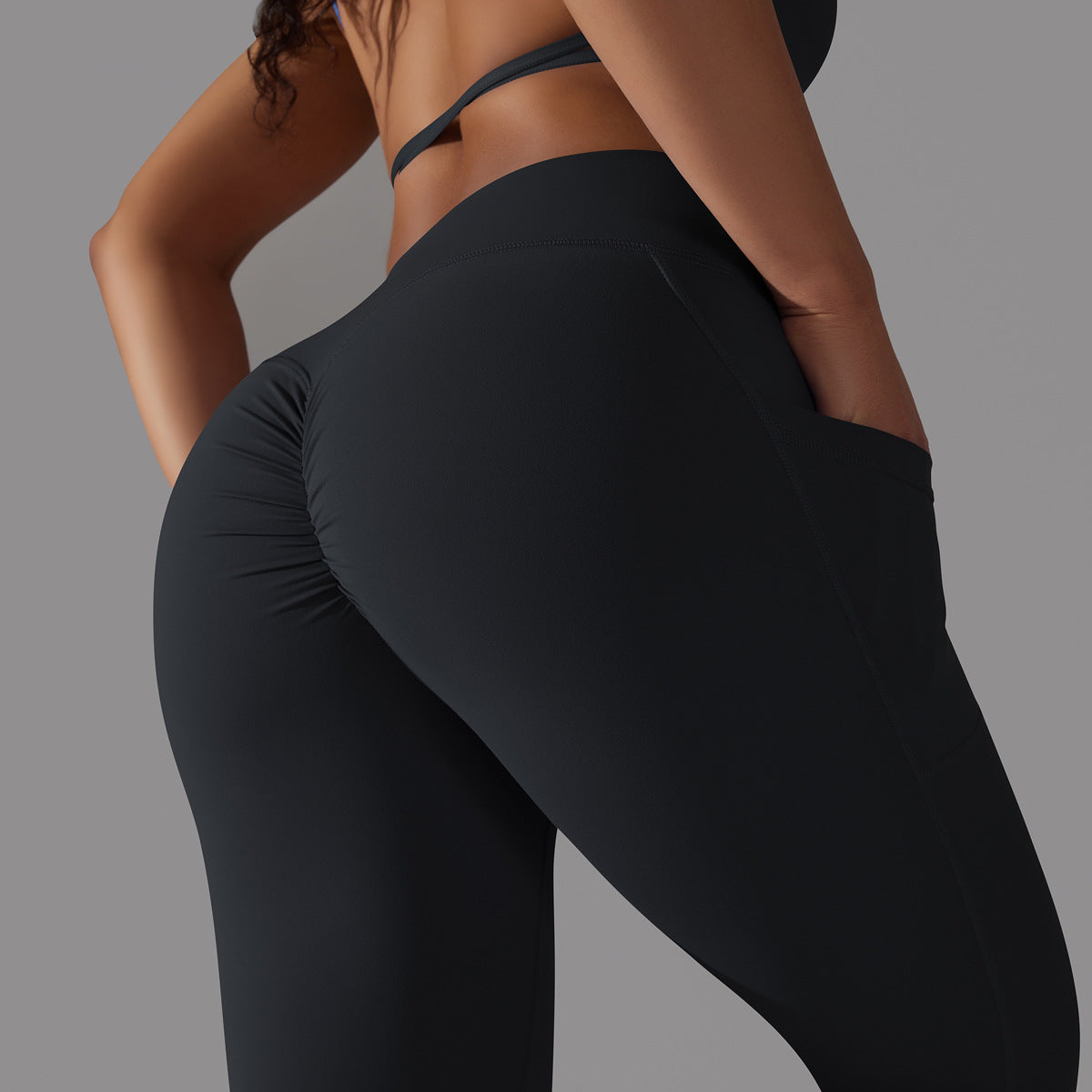 Lavi Collection -Smooth Leggings with pockets