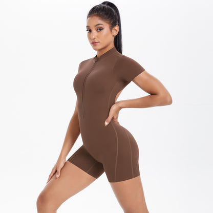 Jumpsuit mit offenem Rücken und Push-Up-Effekt aus der Lavi Passion Kollektion