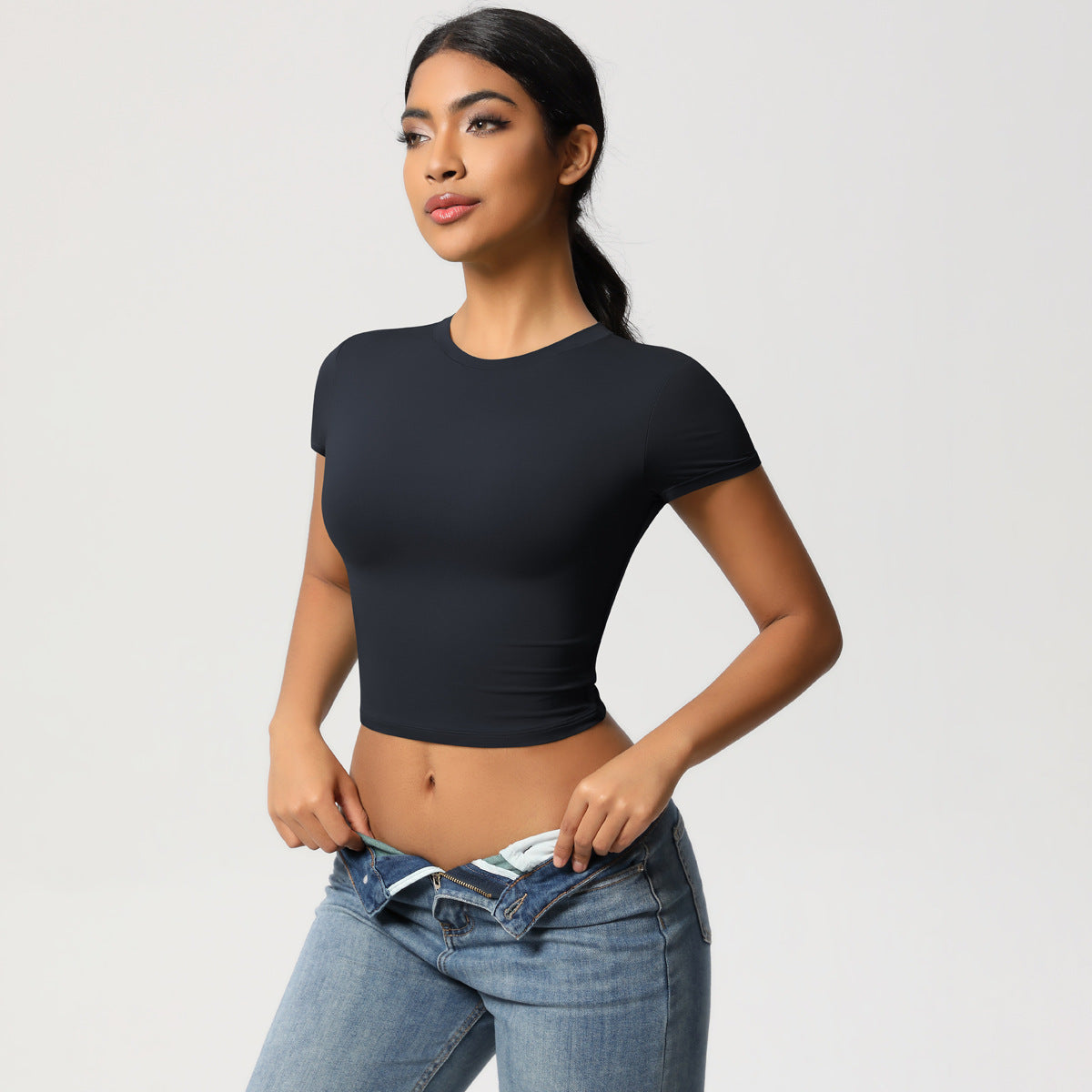 Lavi Basic Performance T-Shirt – Komfort trifft Einfachheit