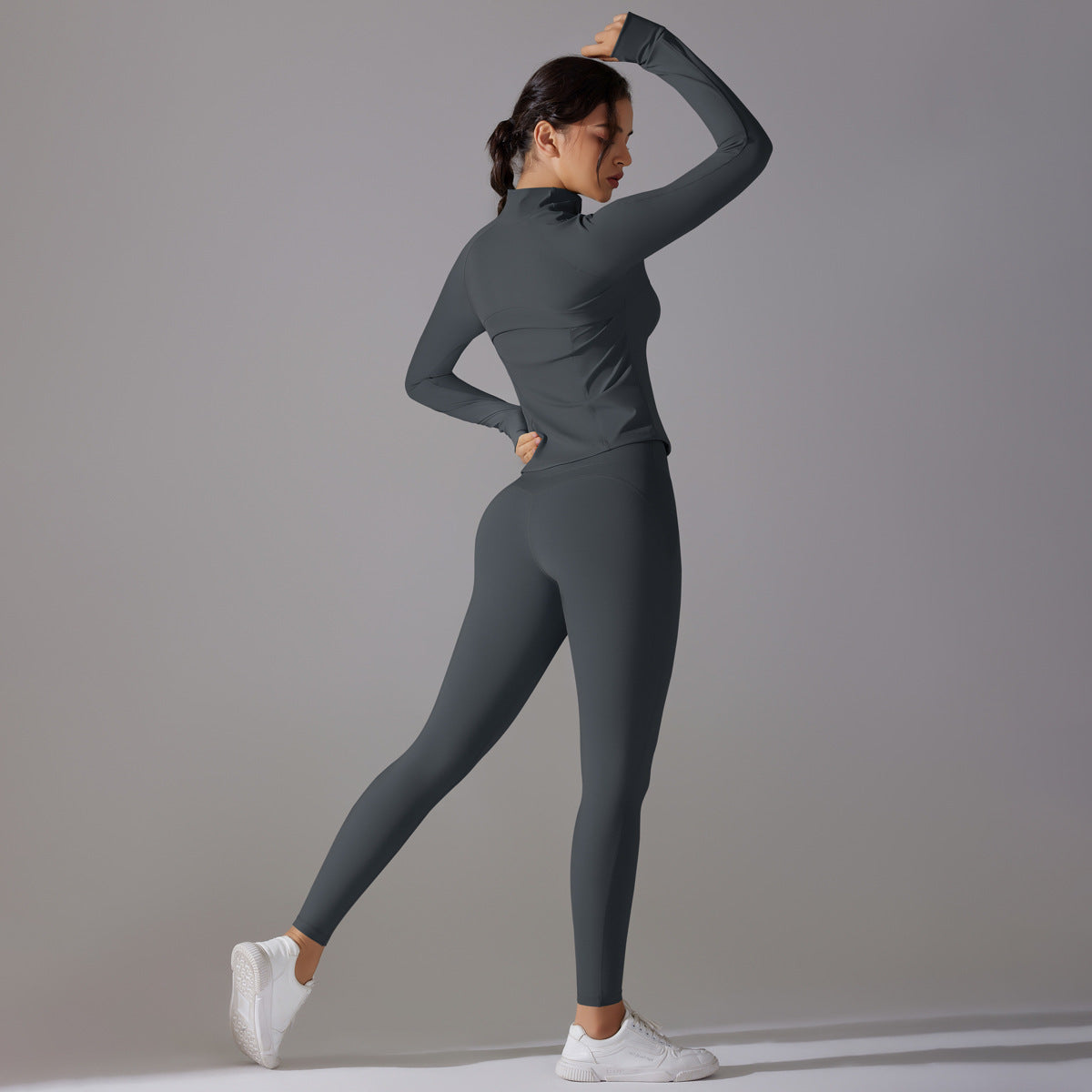 Langarm- und Leggins-Set aus der Lavi-Kollektion