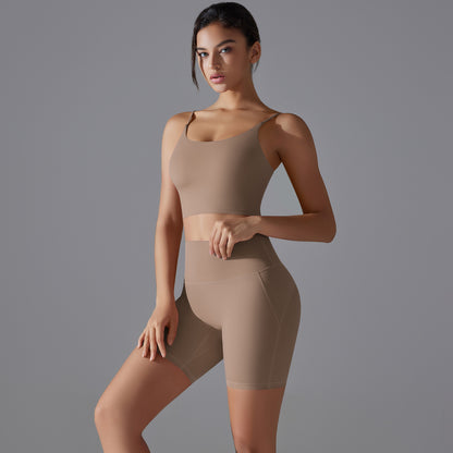 Top- und Shorts-Set mit Push-Up-Effekt aus der Lavi-Kollektion.