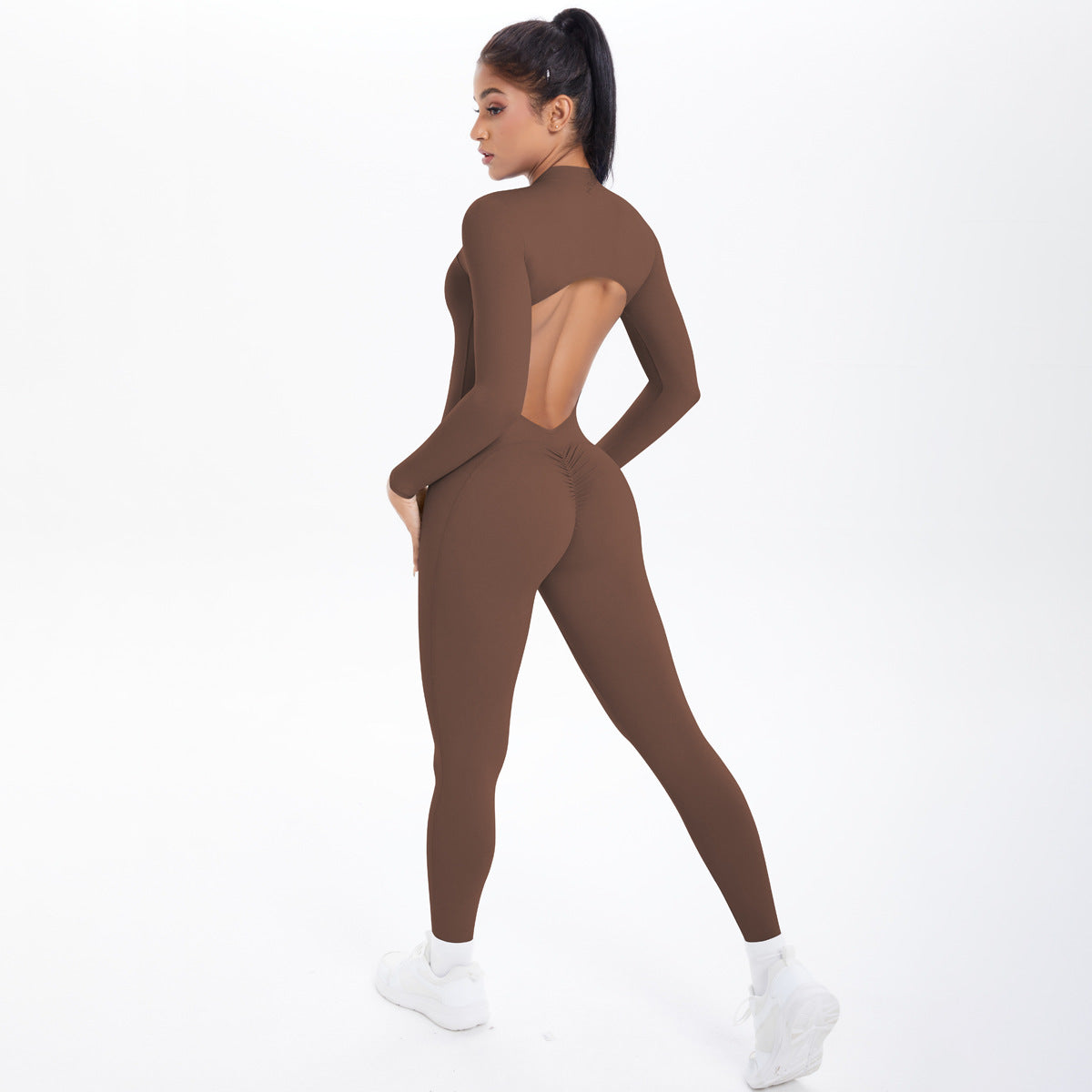 Jumpsuit mit offenem Rücken und Push-Up-Effekt aus der Lavi Passion Kollektion