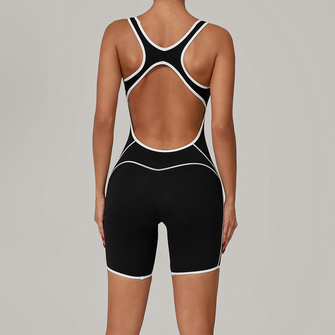 Jumpsuit mit kurzen Ärmeln aus der Lavi Gym Passion Kollektion