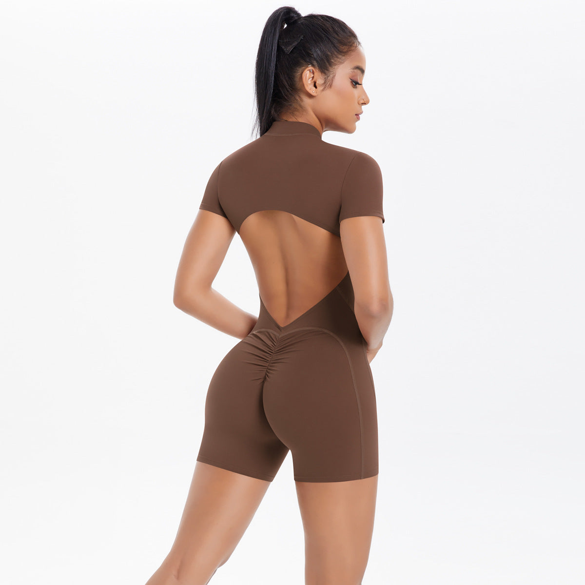 Jumpsuit mit offenem Rücken und Push-Up-Effekt aus der Lavi Passion Kollektion