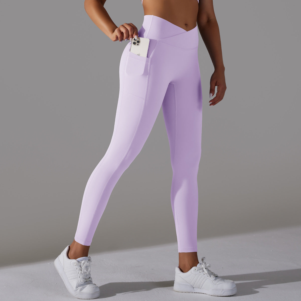Lavi Collection -Smooth Leggings with pockets