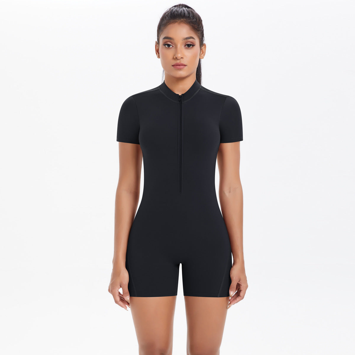 Jumpsuit mit offenem Rücken und Push-Up-Effekt aus der Lavi Passion Kollektion