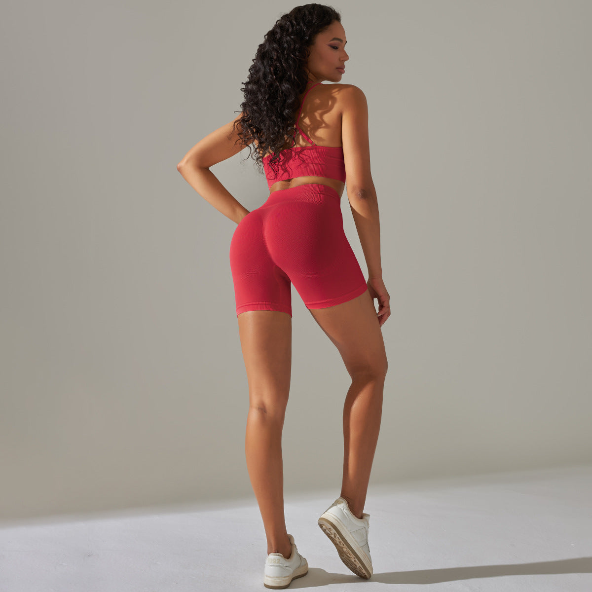 Top- und Shorts-Set mit Push-Up-Effekt aus der Lavi-Kollektion.