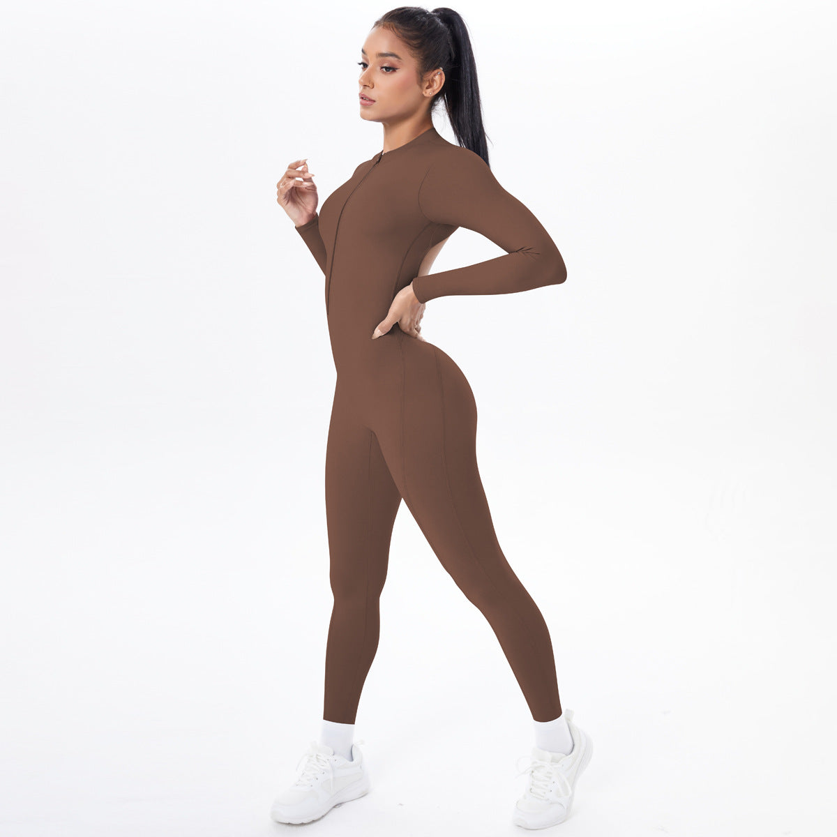 Jumpsuit mit offenem Rücken und Push-Up-Effekt aus der Lavi Passion Kollektion