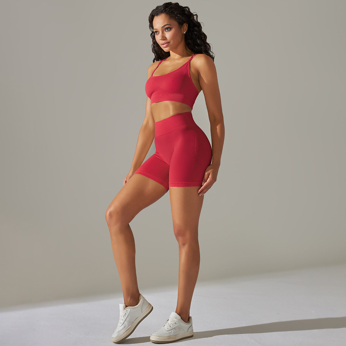 Top- und Shorts-Set mit Push-Up-Effekt aus der Lavi-Kollektion.