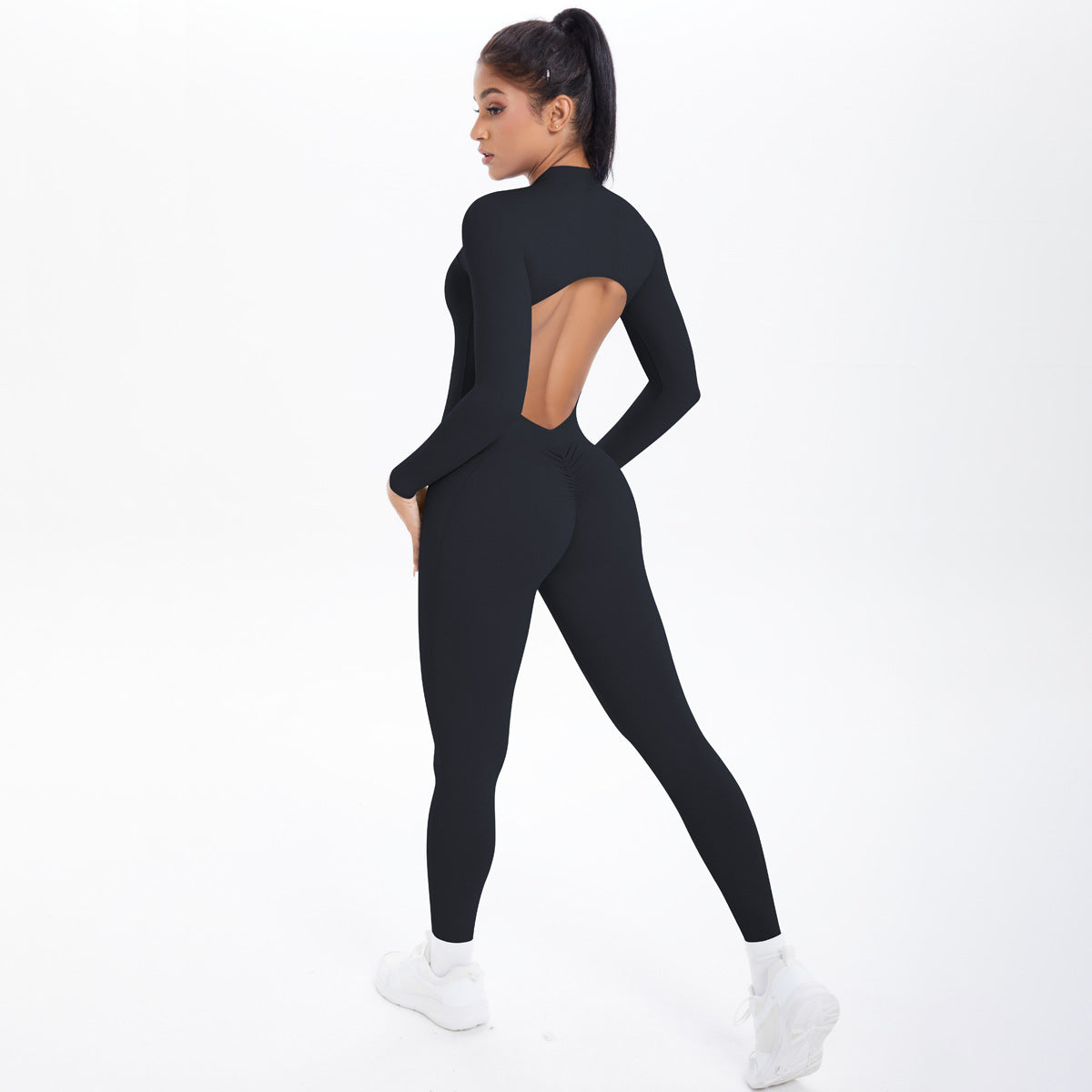 Jumpsuit mit offenem Rücken und Push-Up-Effekt aus der Lavi Passion Kollektion