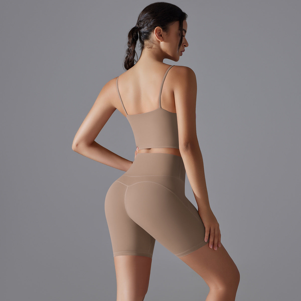 Top- und Shorts-Set mit Push-Up-Effekt aus der Lavi-Kollektion.