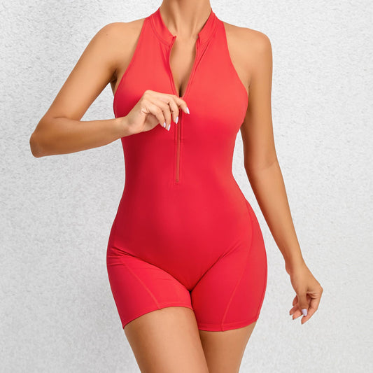 Jumpsuit with an open back with a push-up effect from the Lavi Gym Passion collection.