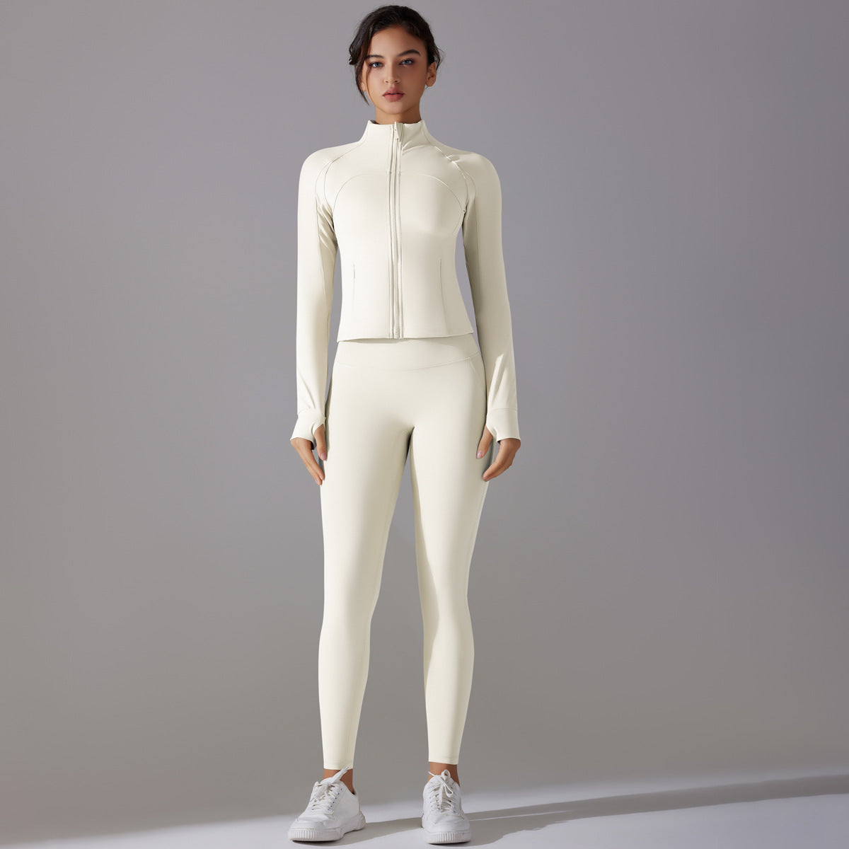 Langarm- und Leggins-Set aus der Lavi-Kollektion