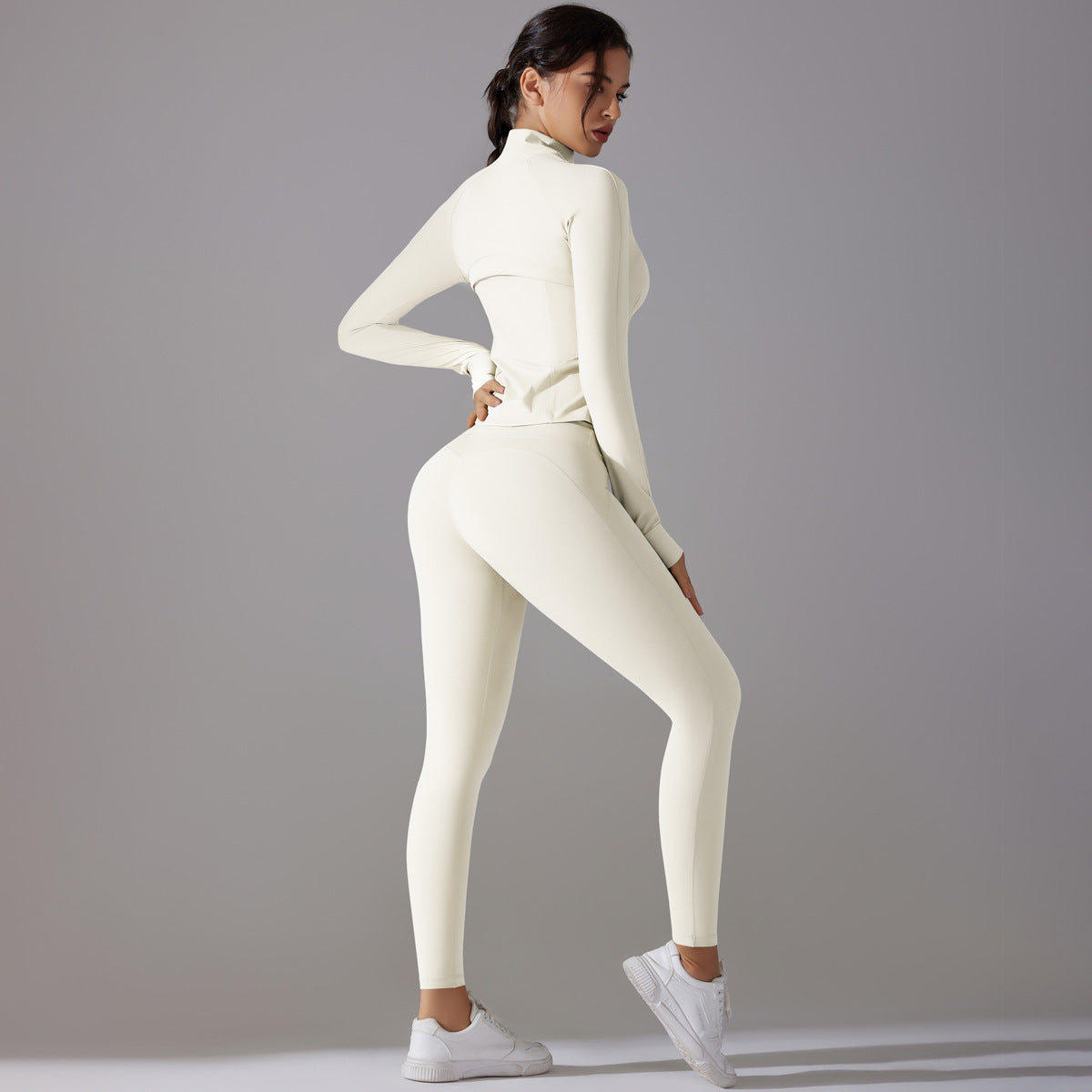Langarm- und Leggins-Set aus der Lavi-Kollektion