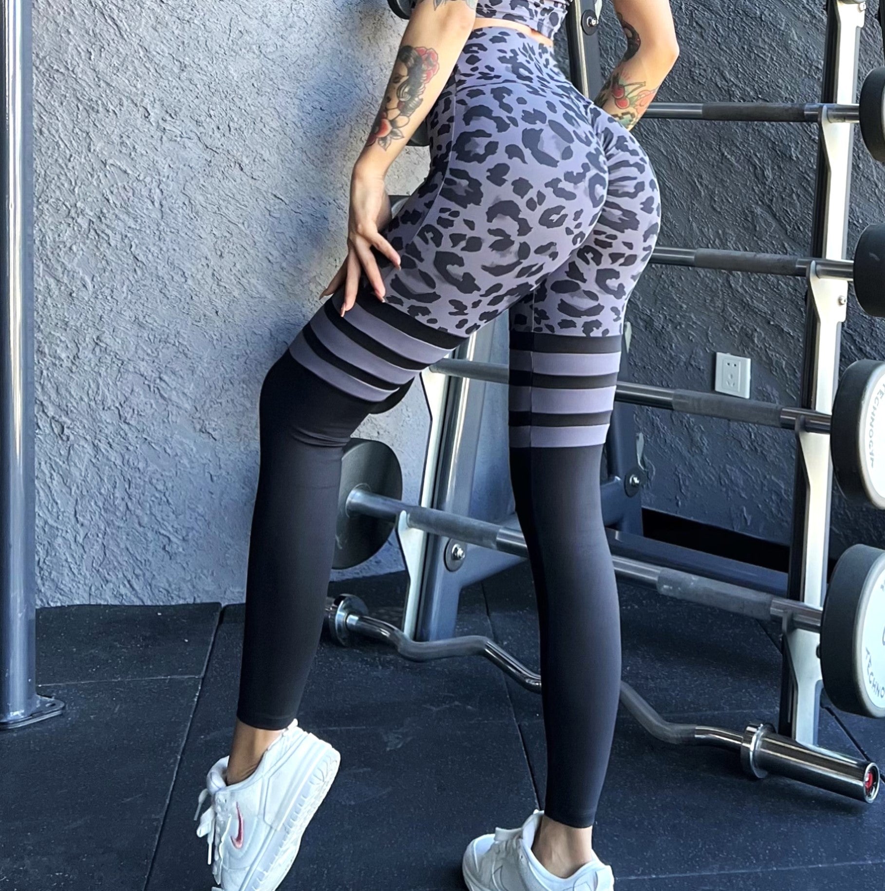 Lavi Gym Leo Collection - Leggings with High Waistband Gray purple leopard print
