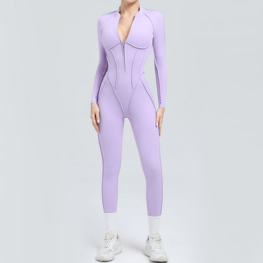 Jumpsuit with an open back with a push-up effect from the Lavi Passion collection. Lavender purple