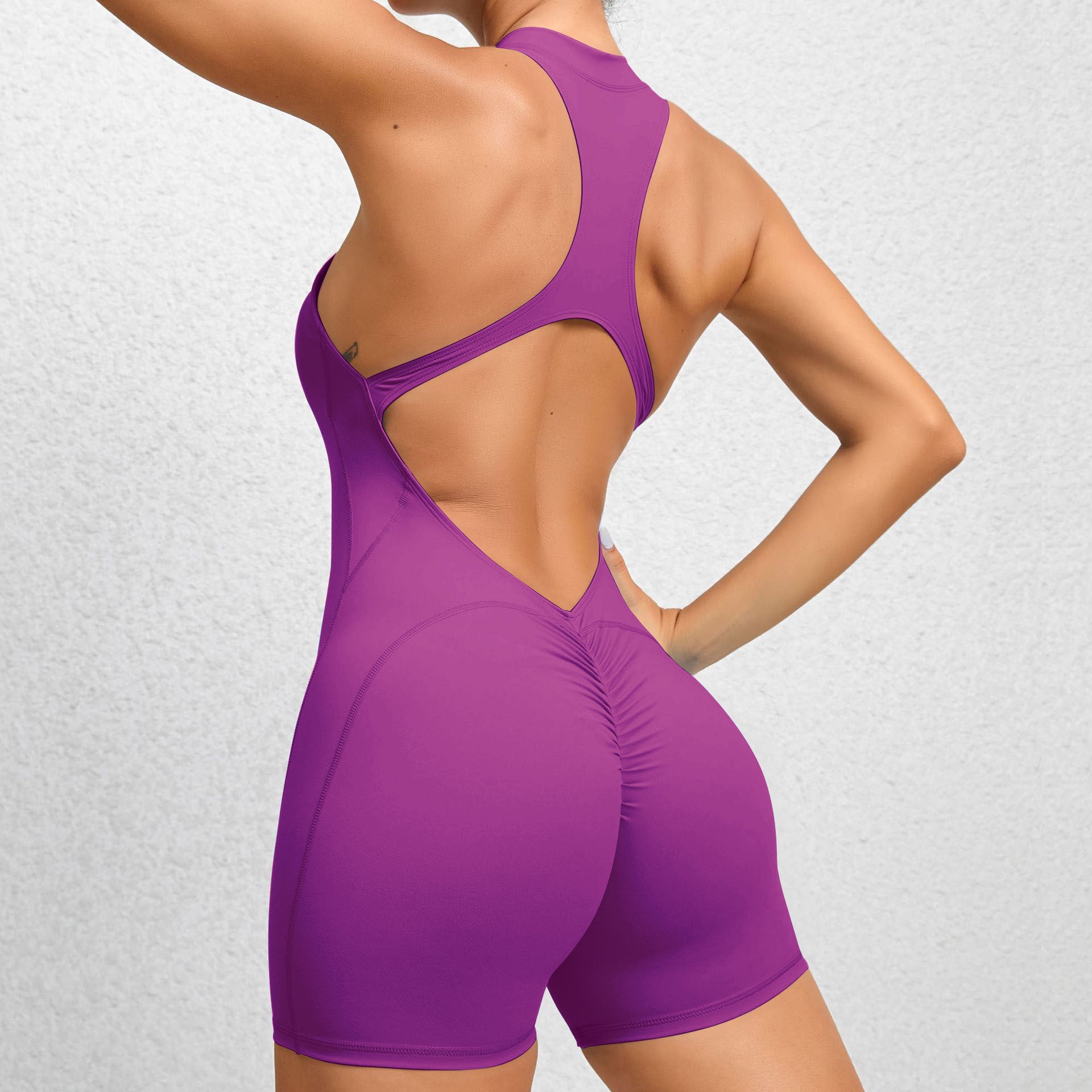 Jumpsuit with an open back with a push-up effect from the Lavi Passion collection. Western purple